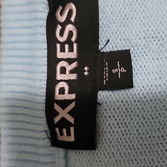 Sweater - Picture 3 of 4